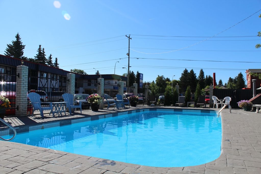 Canadas Best Value Inn Калгари Удобства фото