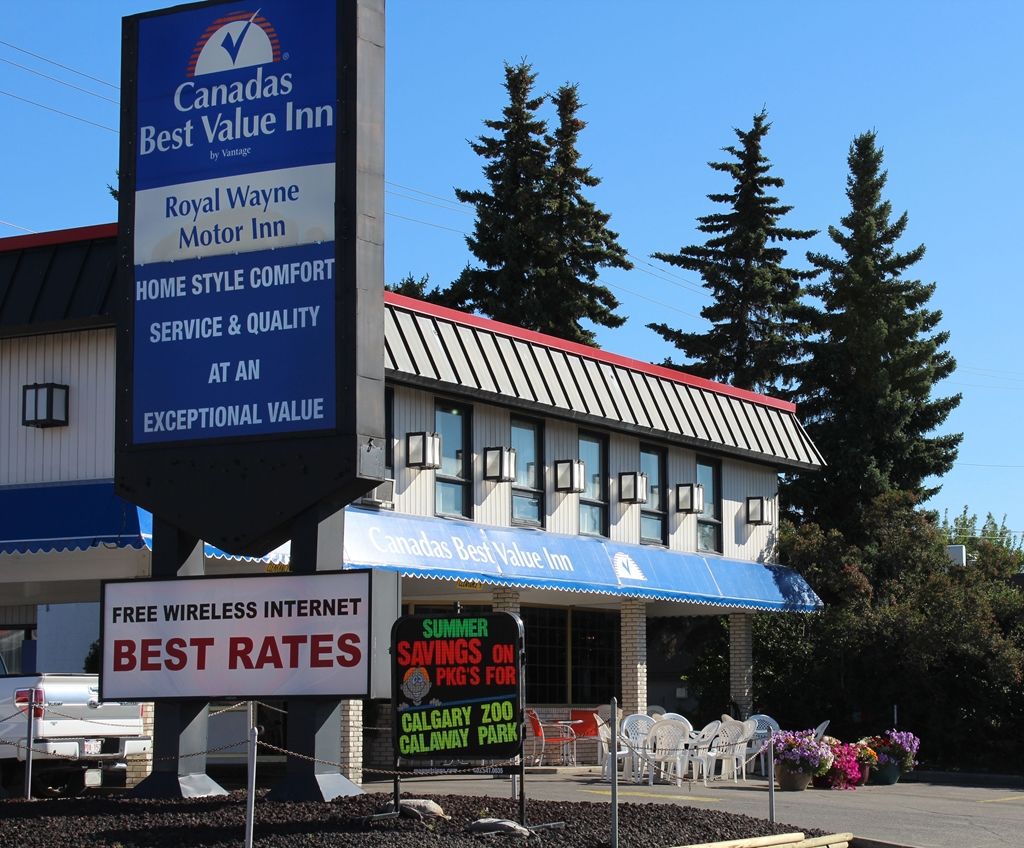 Canadas Best Value Inn Калгари Экстерьер фото