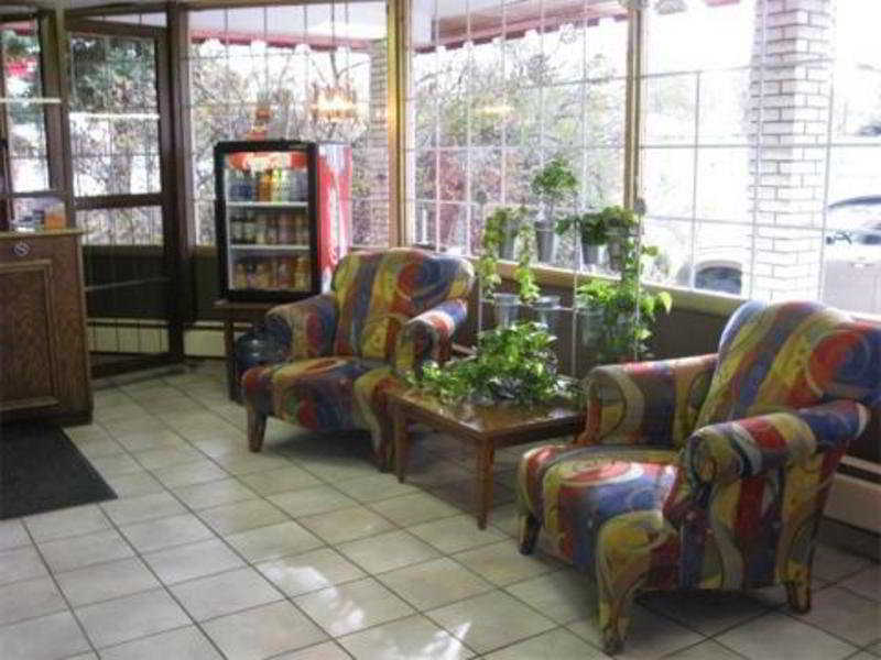 Canadas Best Value Inn Калгари Интерьер фото