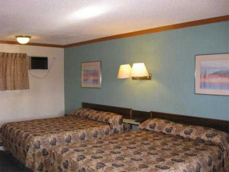 Canadas Best Value Inn Калгари Экстерьер фото